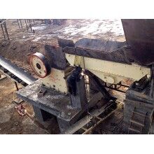 小型顎式破碎機(jī)，霸氣側(cè)漏碎石子